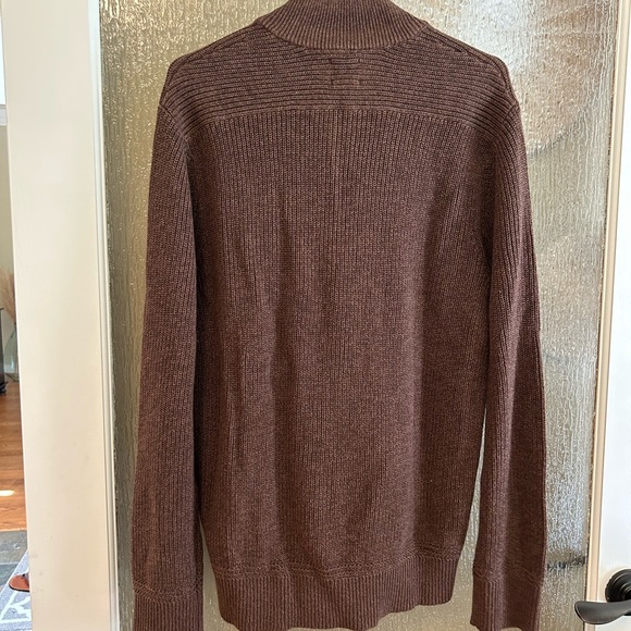 NWT Men’s 1/4 Zip Gap Sweater - Picture 5 of 5